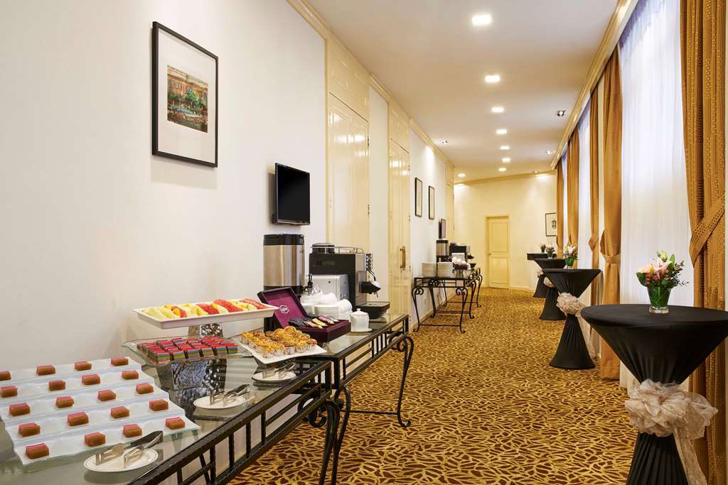 Village Hotel Bugis By Far East Hospitality Singapore Buitenkant foto